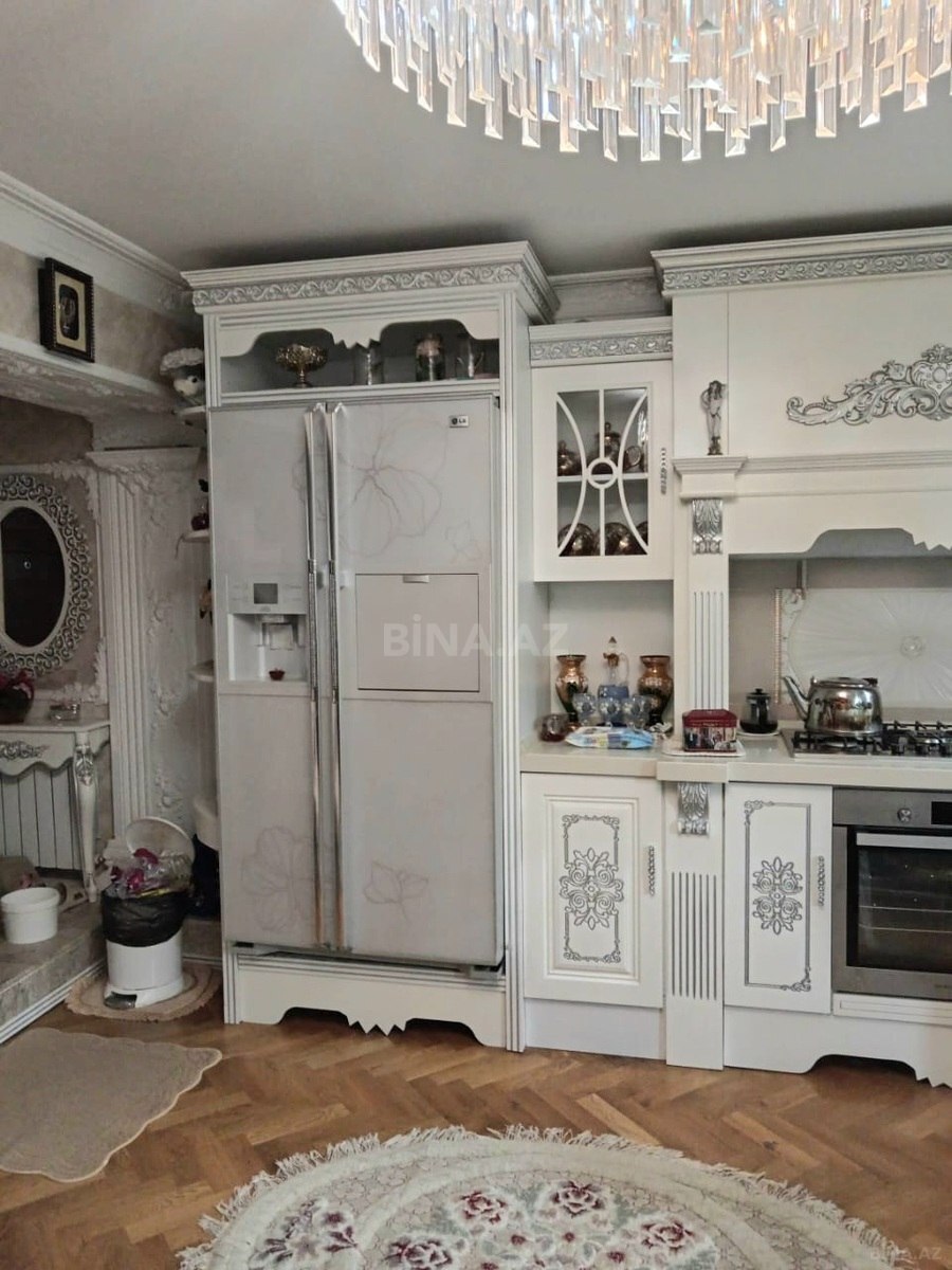3 otaqlı Köhnə tikili, İçəri Şəhər m., Bakı