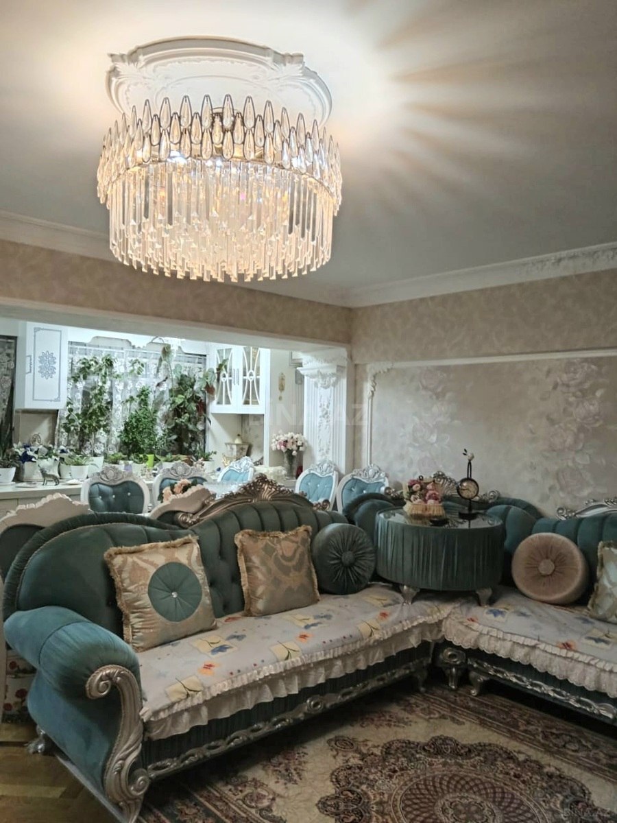 3 otaqlı Köhnə tikili, İçəri Şəhər m., Bakı