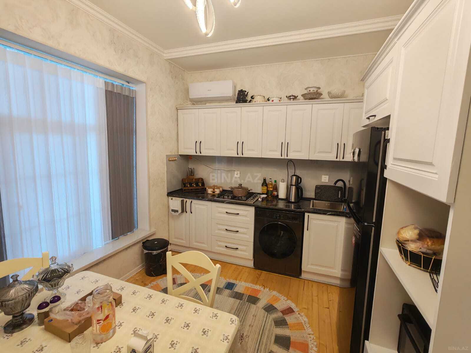 3 otaqlı Həyət evi/Bağ evi, Zabrat q., Bakı