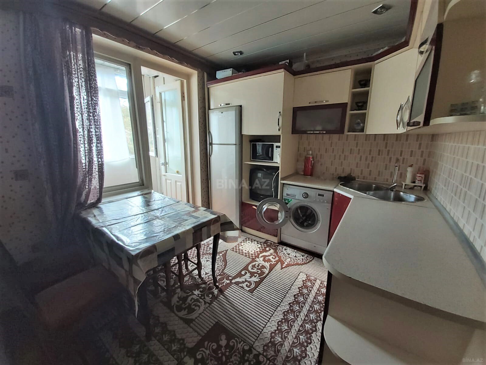 3 otaqlı Köhnə tikili, Əhmədli m., Bakı