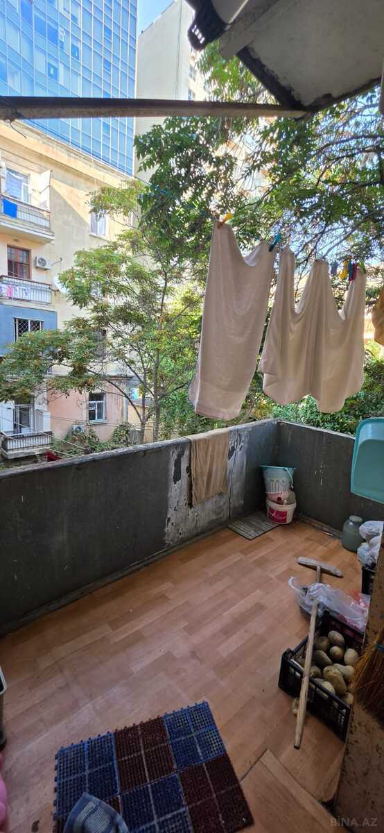 3 otaqlı Köhnə tikili, Nəsimi r., Bakı