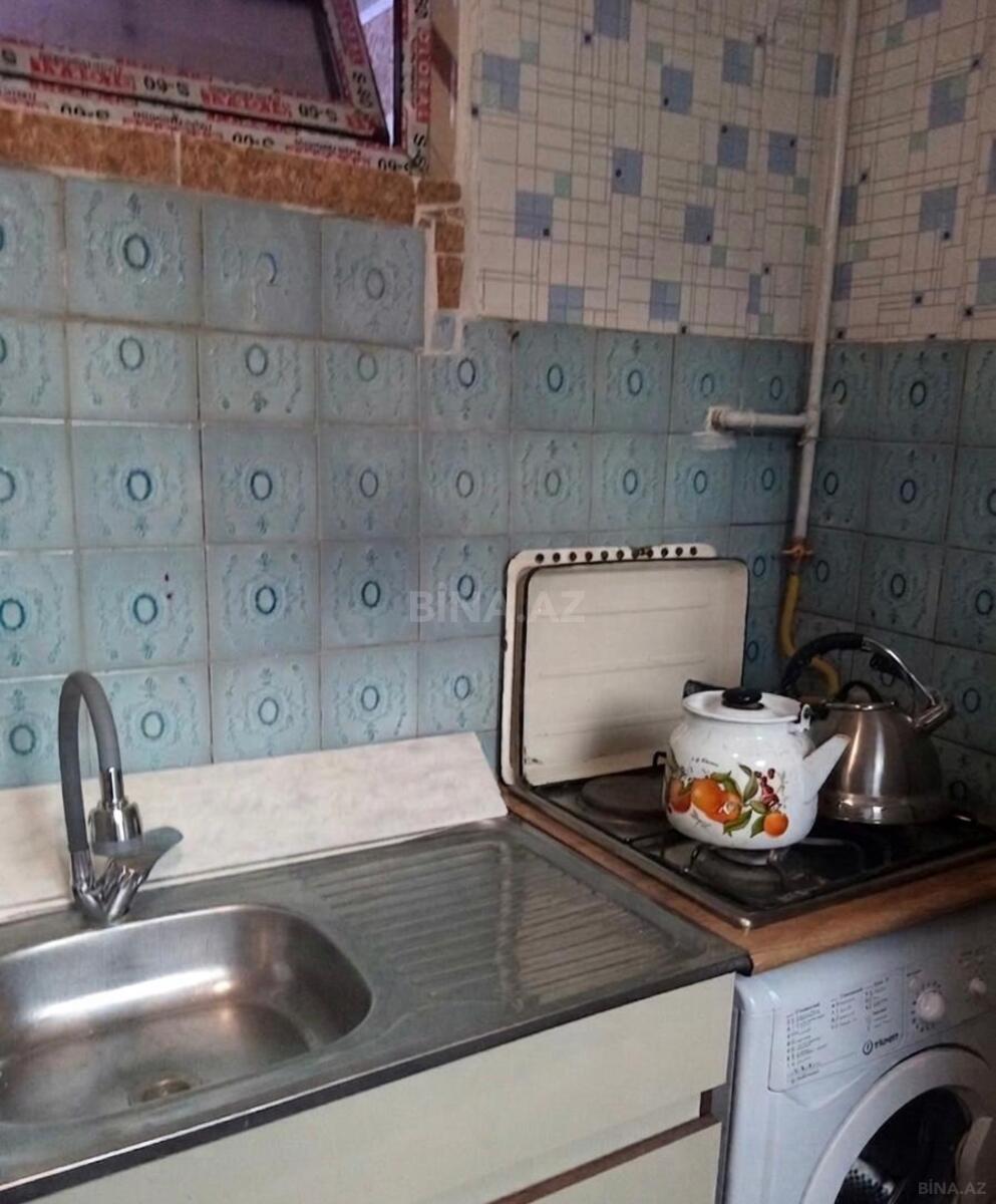 2 otaqlı Köhnə tikili, İnşaatçılar m., Bakı