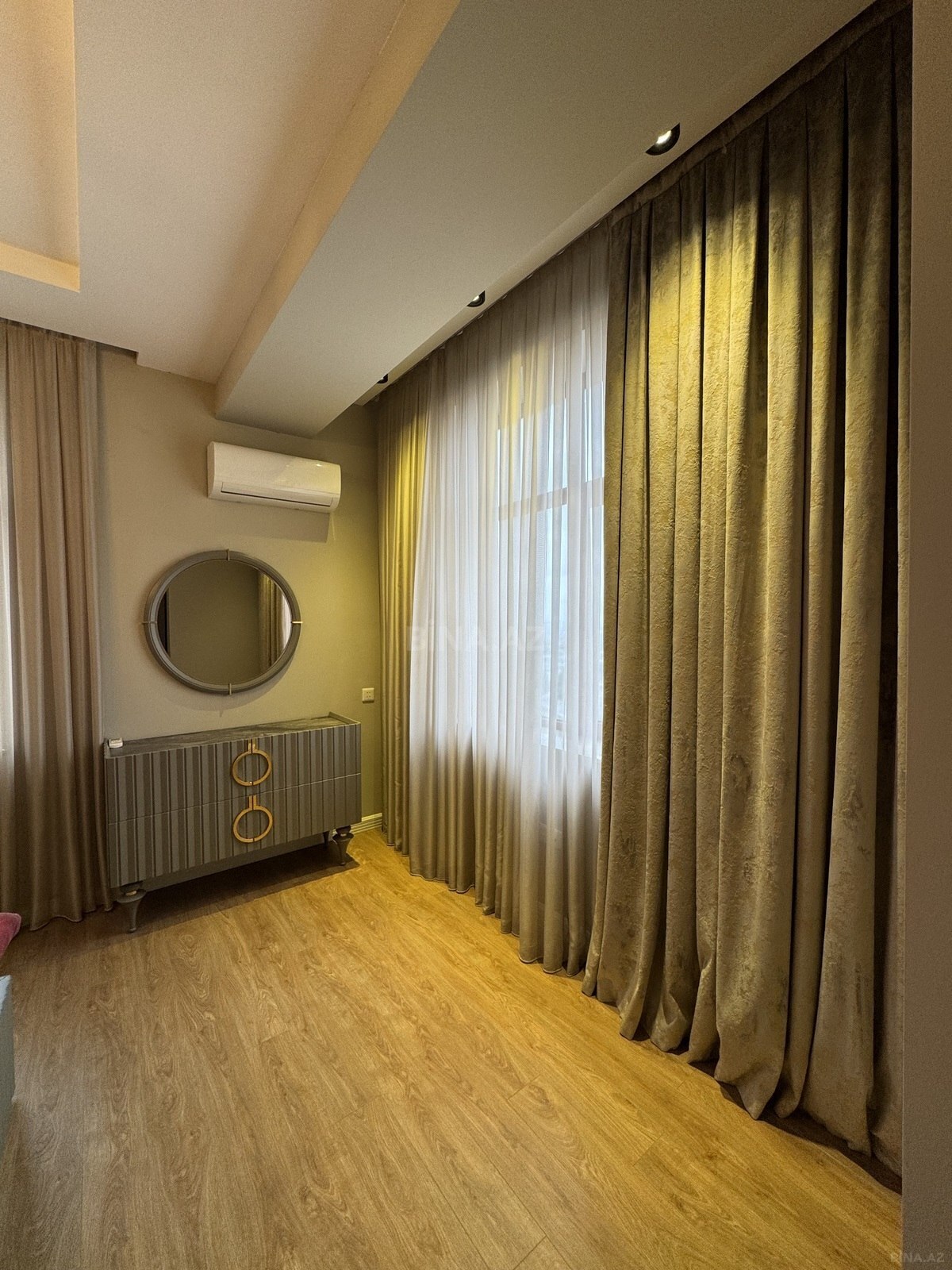 3 otaqlı Yeni tikili, 20 Yanvar m., Bakı