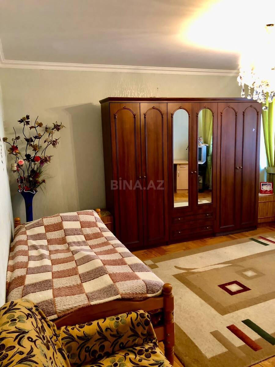 5 otaqlı Köhnə tikili, Həzi Aslanov m., Bakı