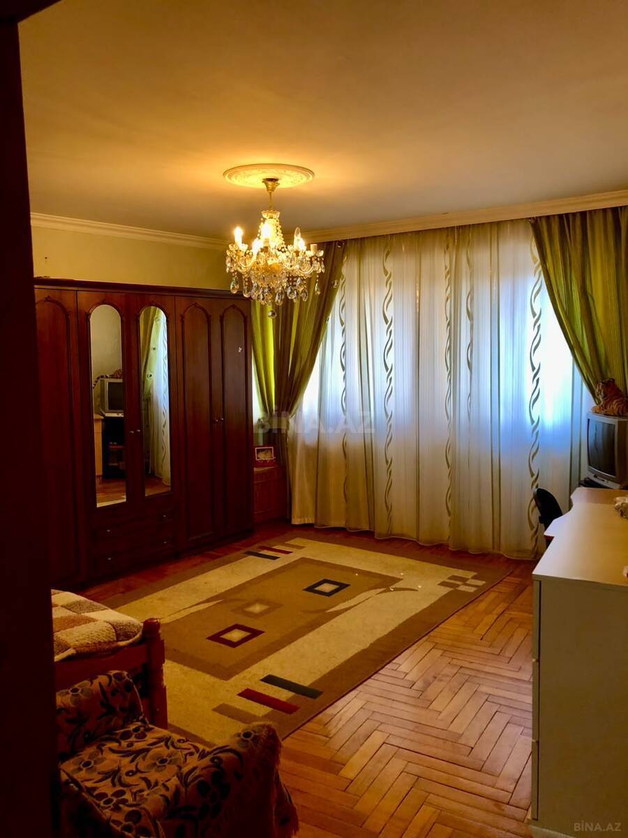 5 otaqlı Köhnə tikili, Həzi Aslanov m., Bakı