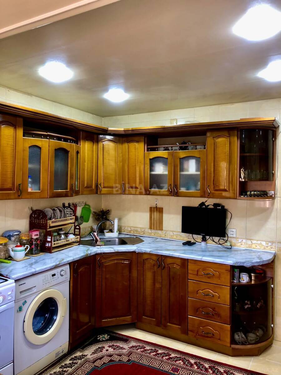 5 otaqlı Köhnə tikili, Həzi Aslanov m., Bakı