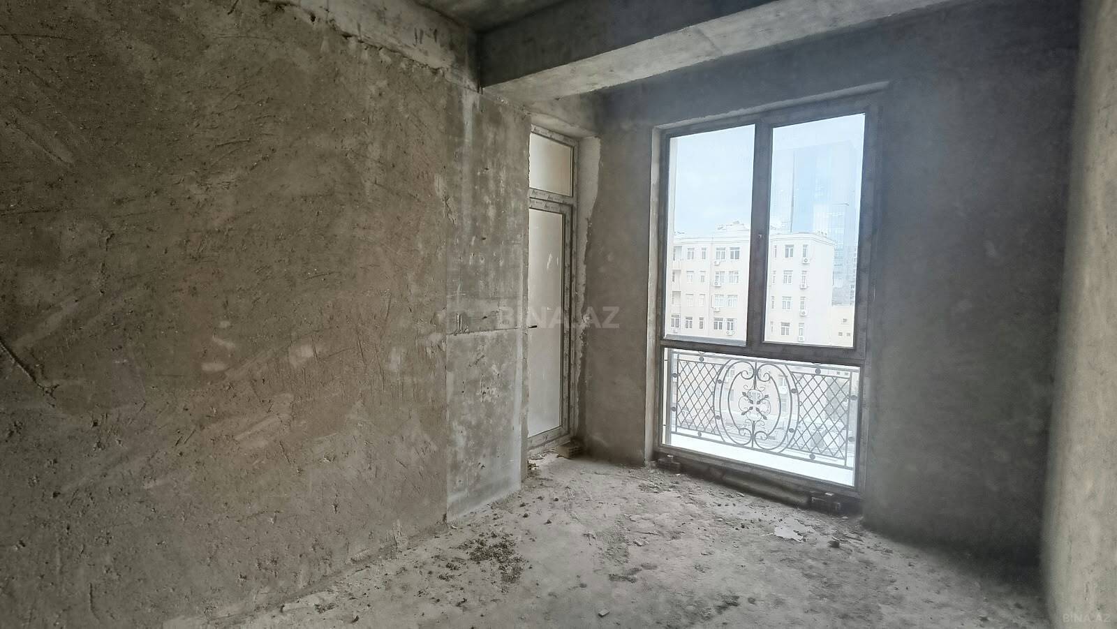 3 otaqlı Yeni tikili, Şah İsmayıl Xətai m., Bakı