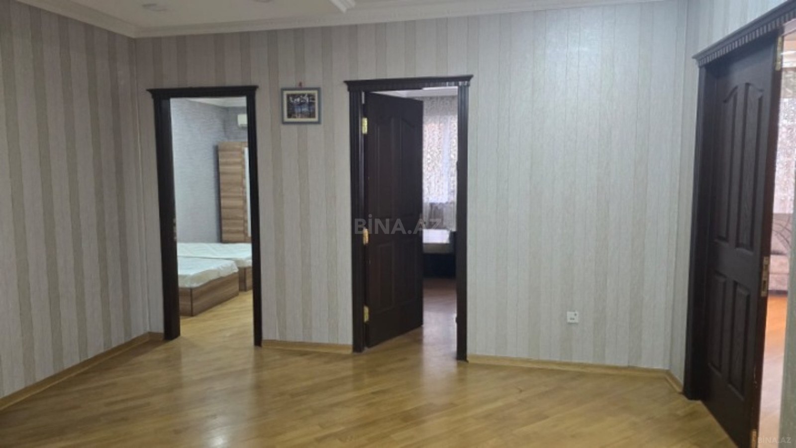3 otaqlı Yeni tikili, Şah İsmayıl Xətai m., Bakı