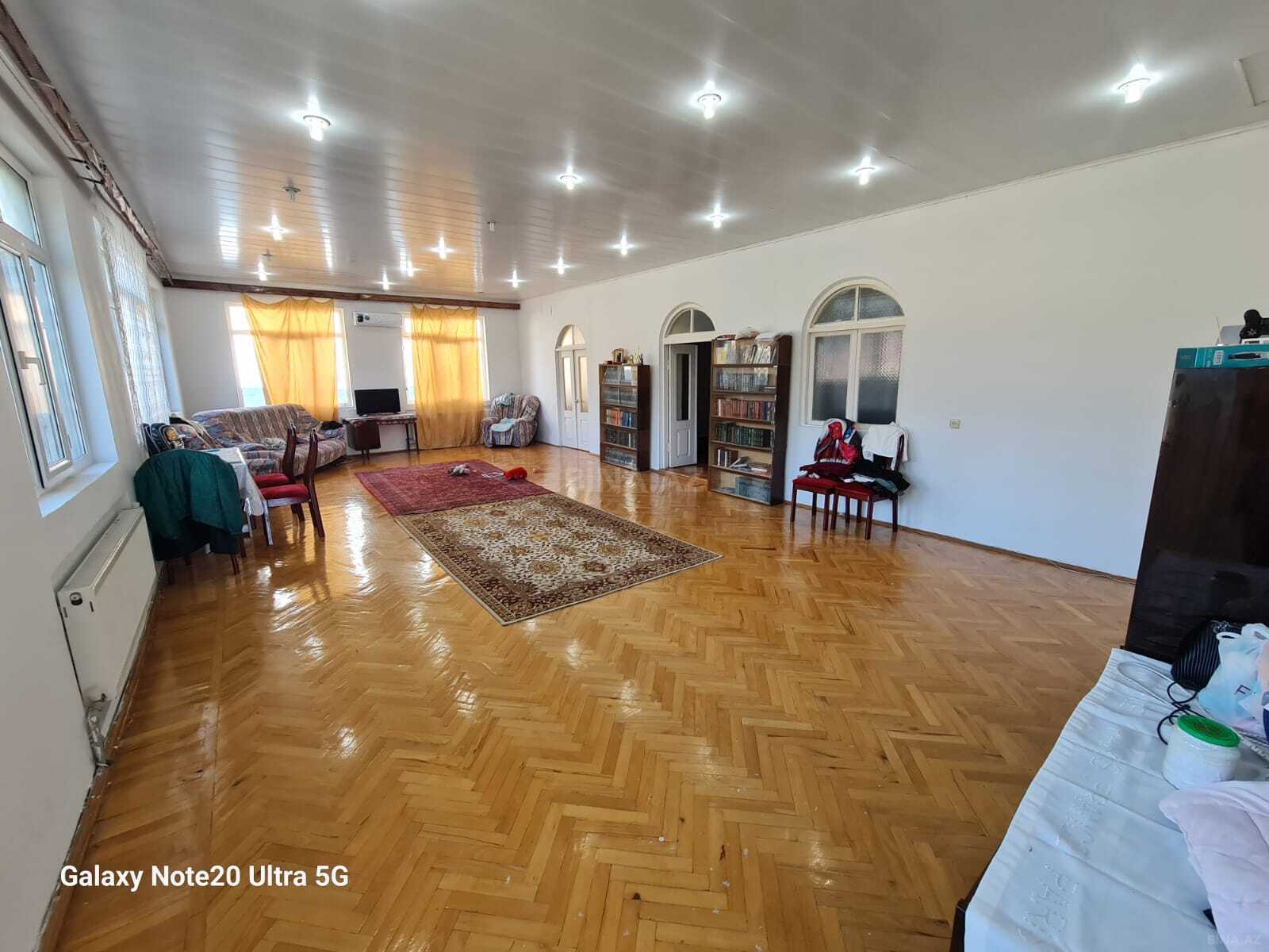7 otaqlı Həyət evi/Bağ evi, Mərdəkan q., Bakı