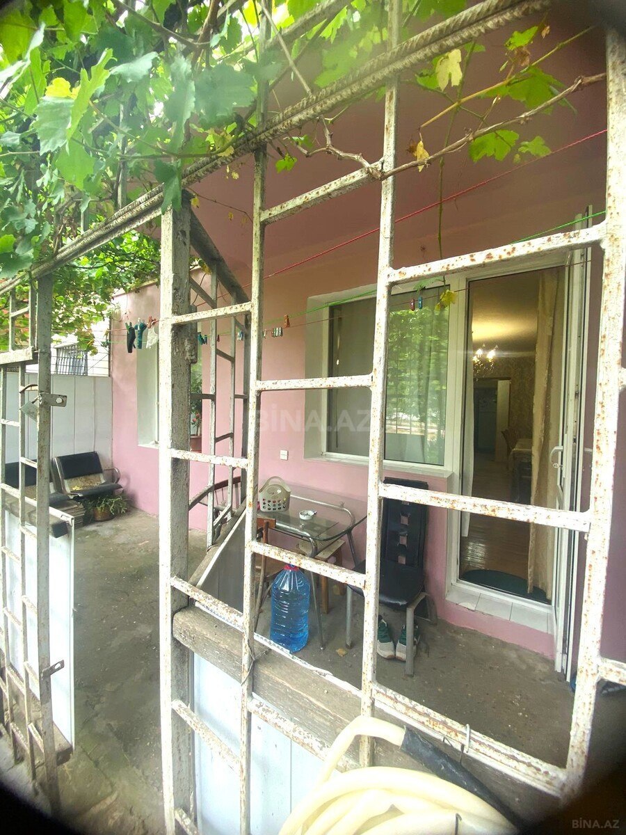 3 otaqlı Köhnə tikili, Qara Qarayev m., Bakı