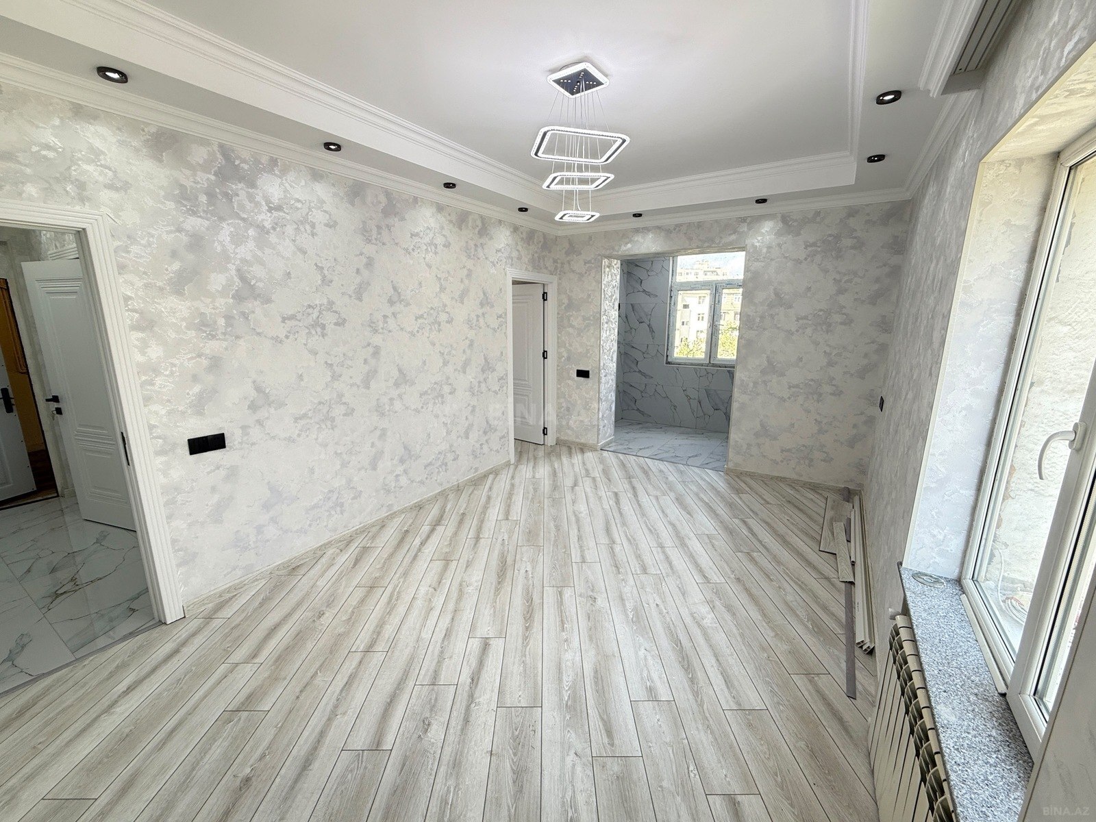 2 otaqlı Köhnə tikili, Xalqlar Dostluğu m., Bakı