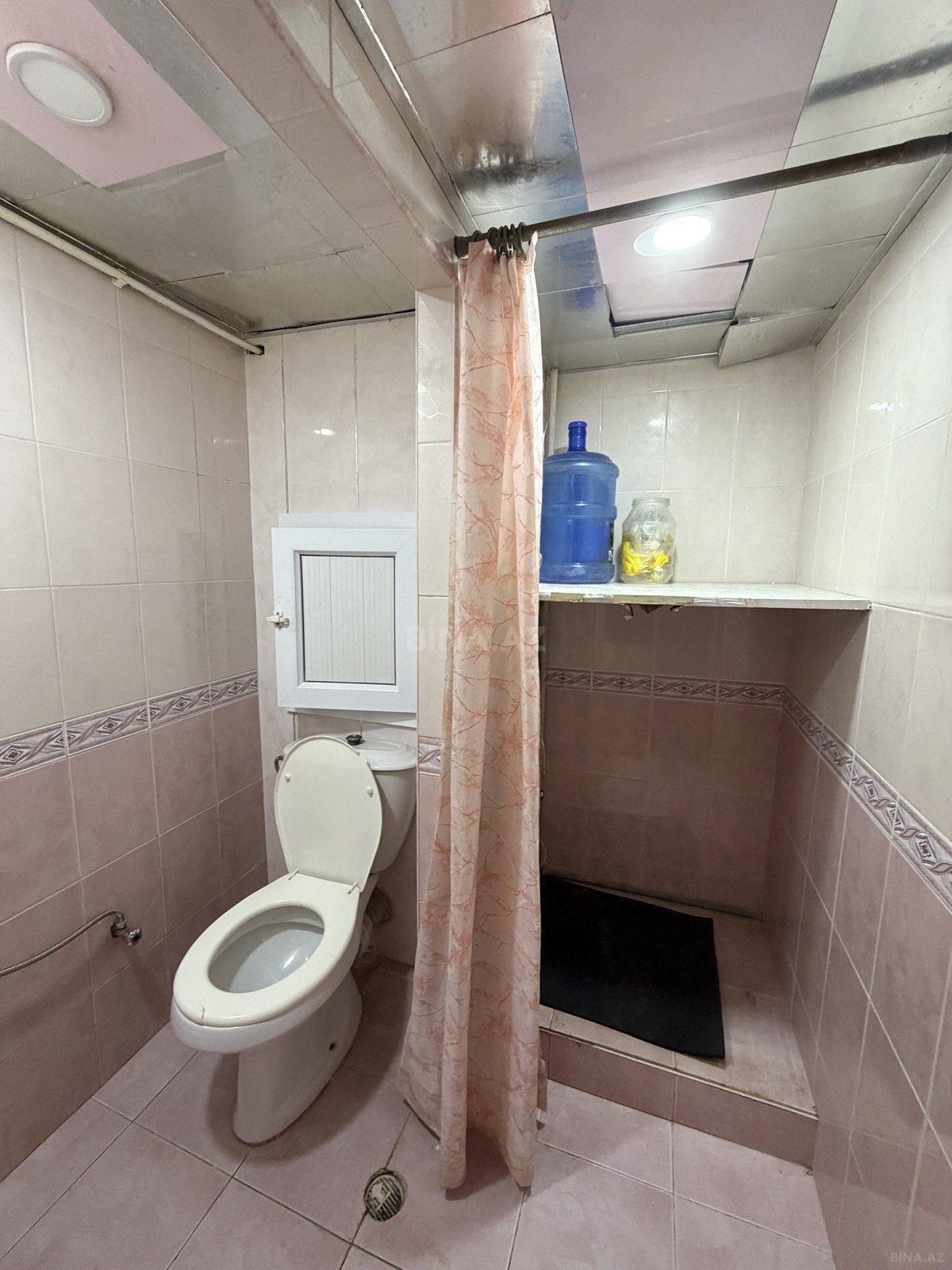 2 otaqlı Köhnə tikili, Bakıxanov q., Bakı