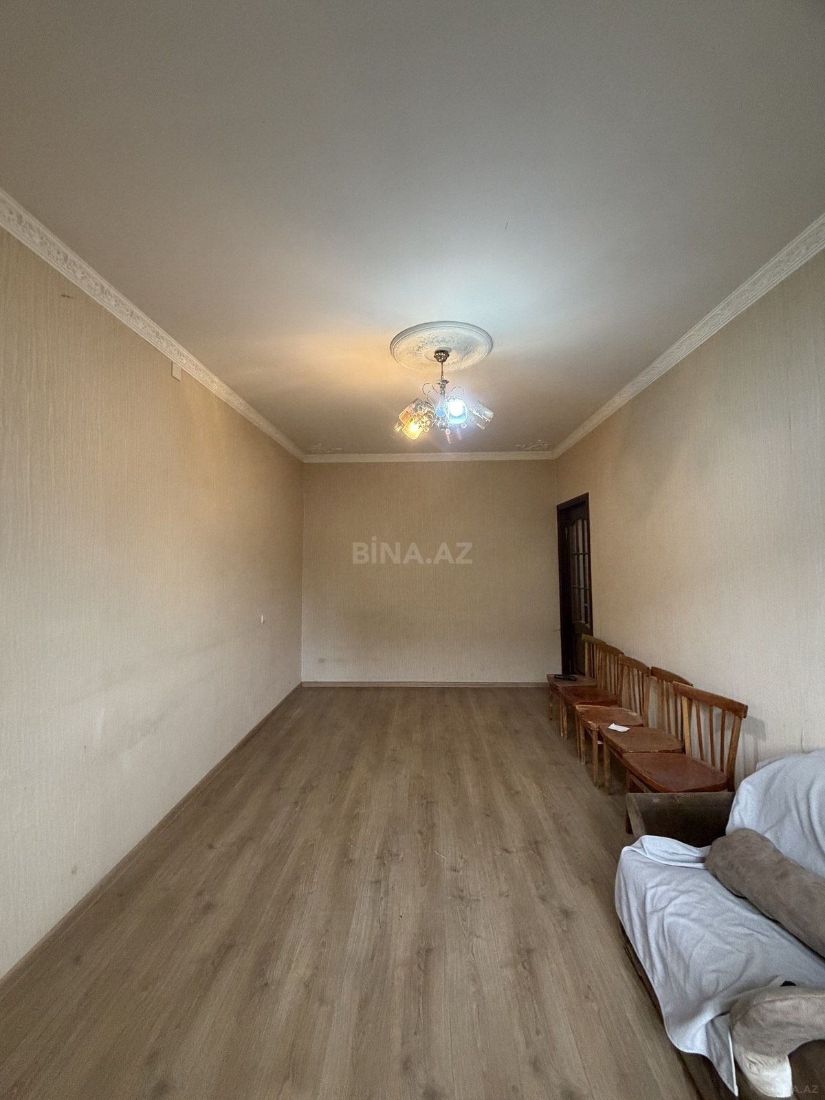 2 otaqlı Köhnə tikili, Bakıxanov q., Bakı