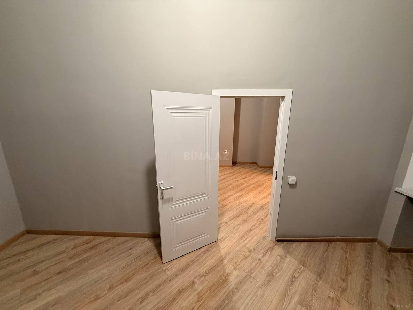 3 otaqlı Köhnə tikili, Nəsimi r., Bakı