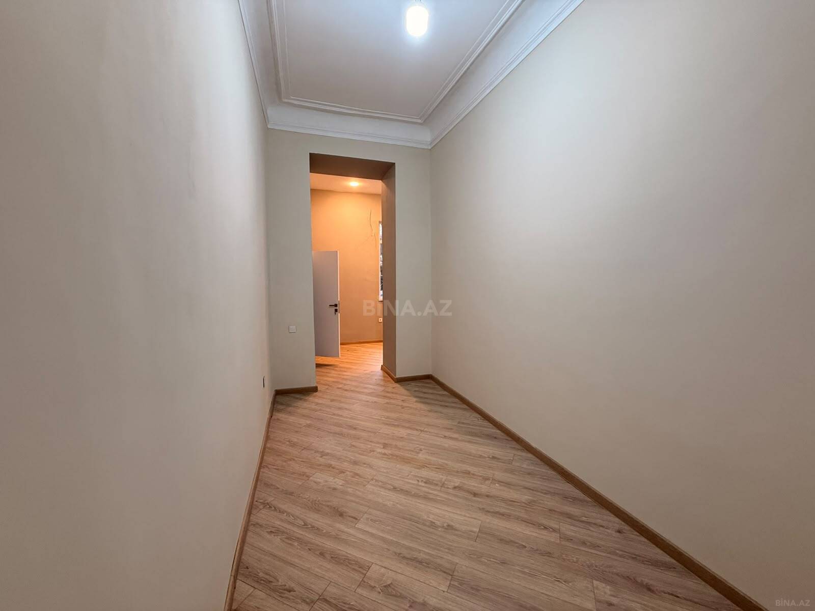 3 otaqlı Köhnə tikili, Nəsimi r., Bakı