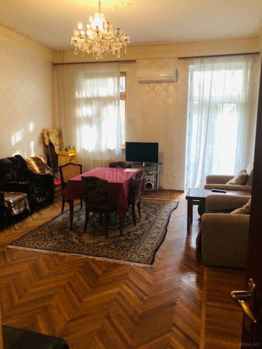 3 otaqlı Köhnə tikili, Nəriman Nərimanov m., Bakı