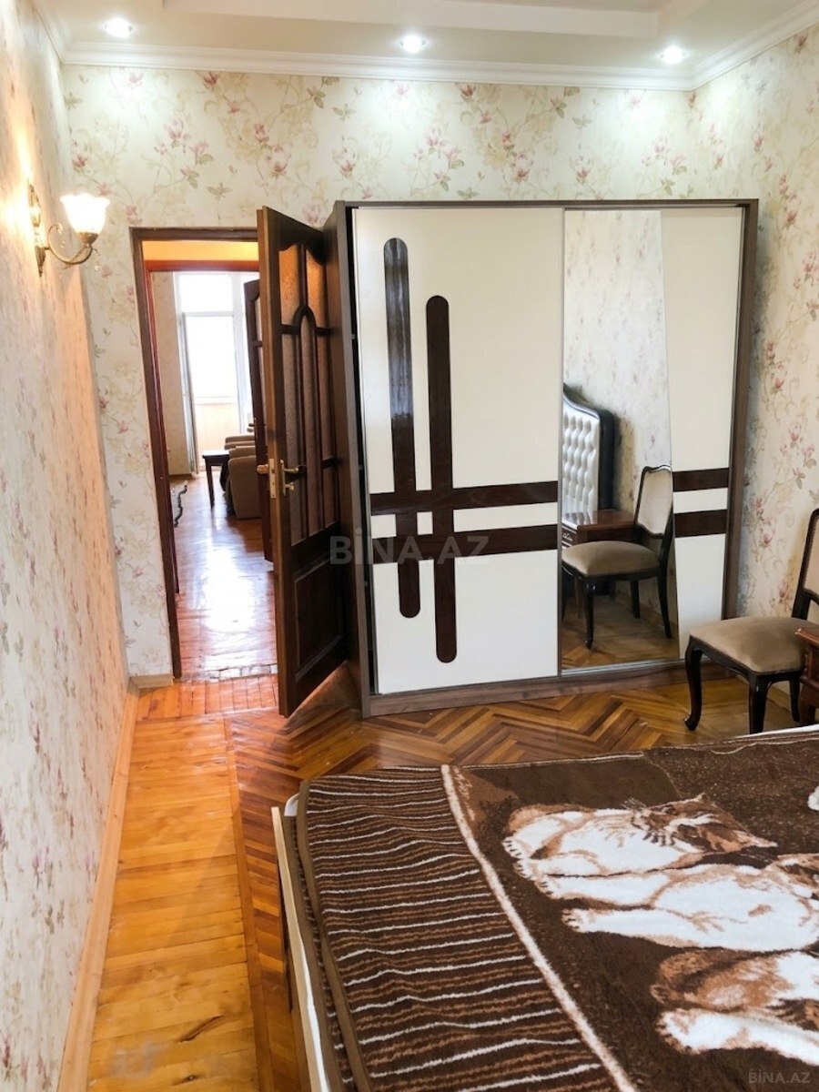 3 otaqlı Köhnə tikili, Nəriman Nərimanov m., Bakı