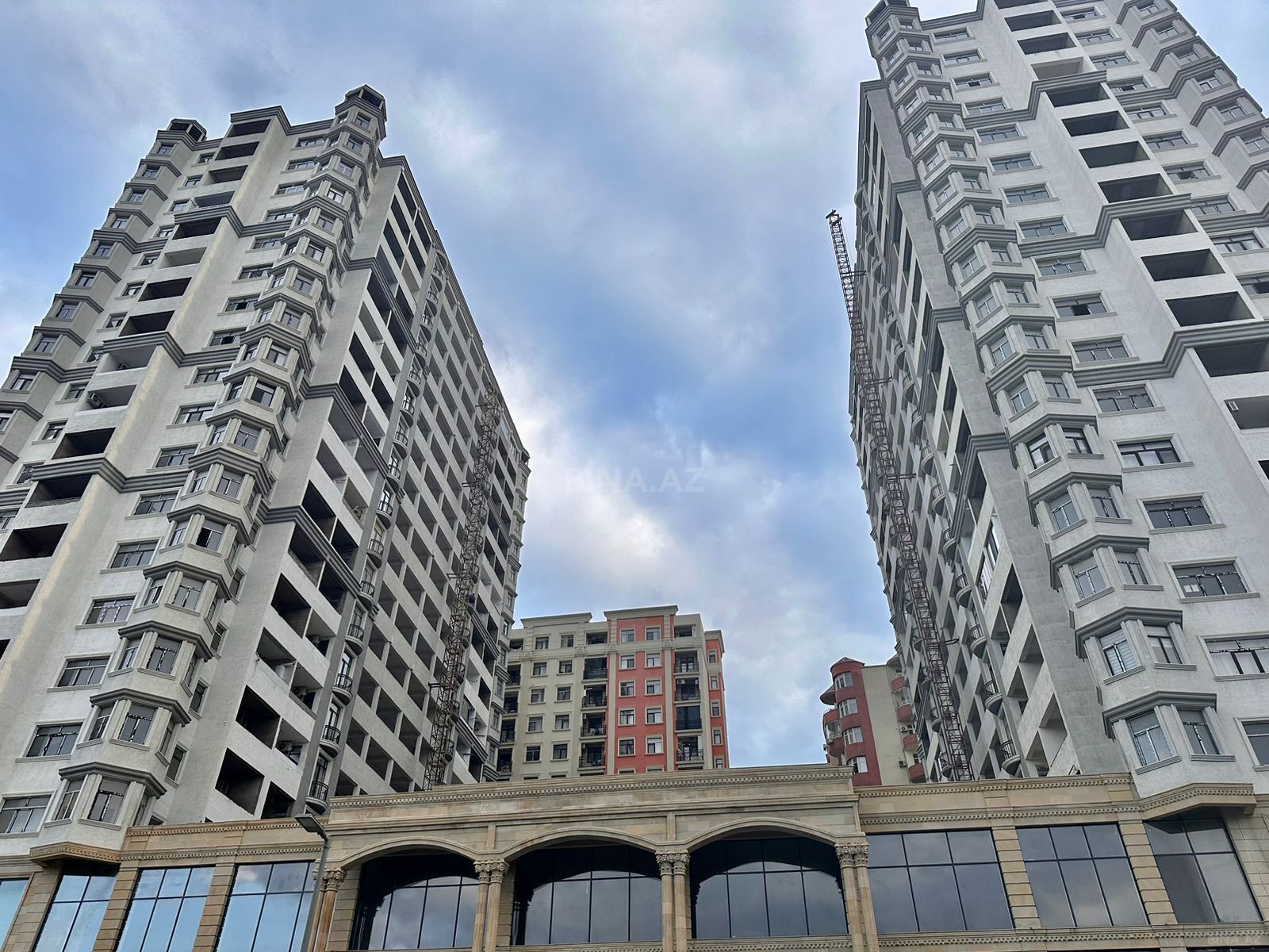 2 otaqlı Yeni tikili, Şah İsmayıl Xətai m., Bakı