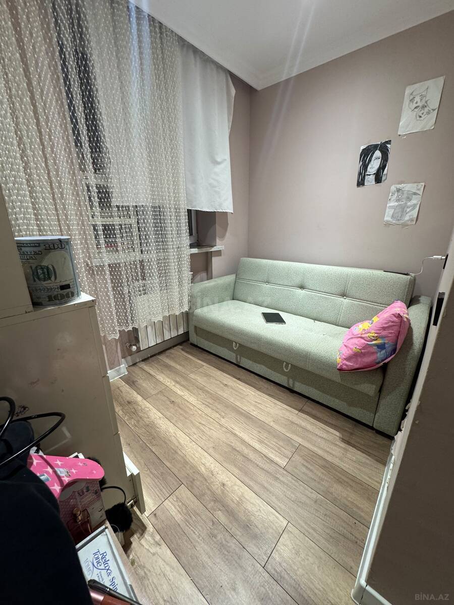 3 otaqlı Köhnə tikili, Neftçilər m., Bakı