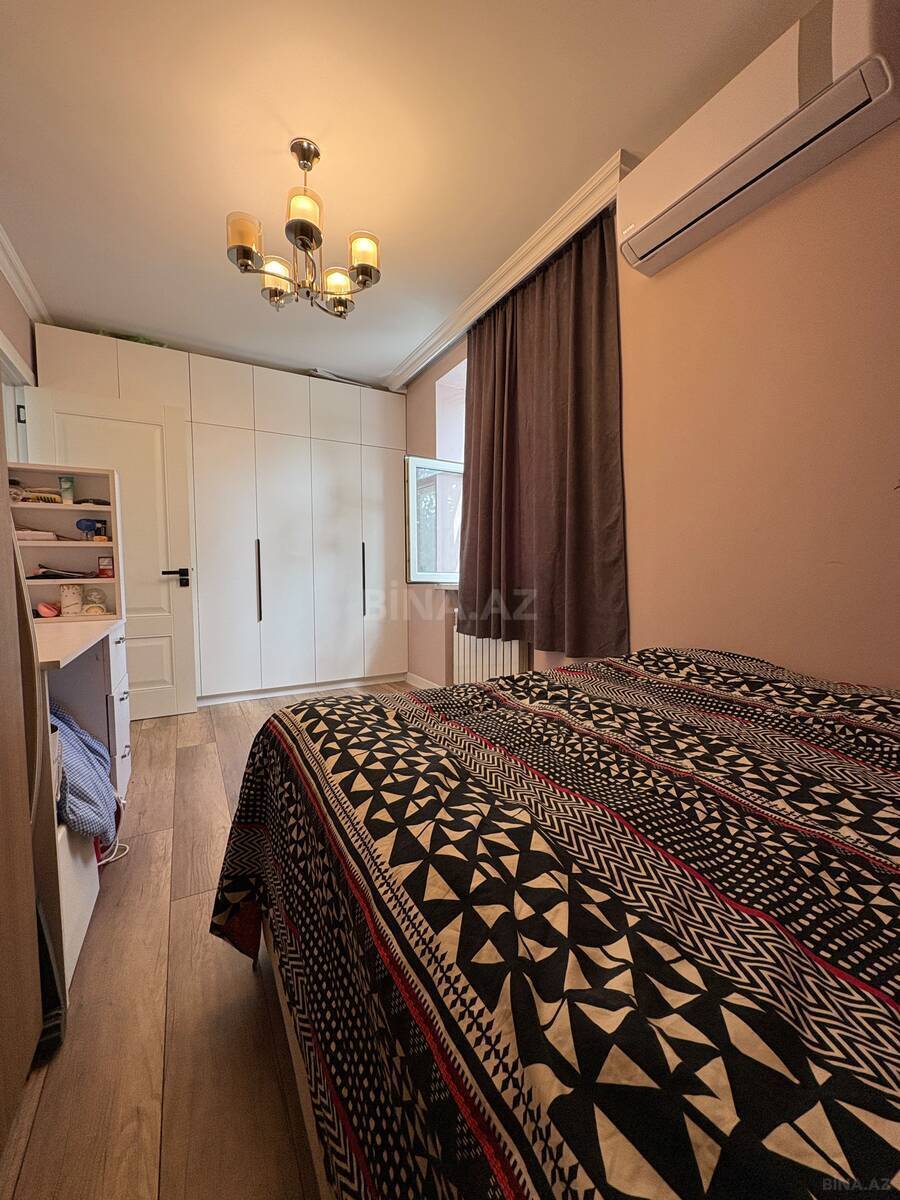 3 otaqlı Köhnə tikili, Neftçilər m., Bakı
