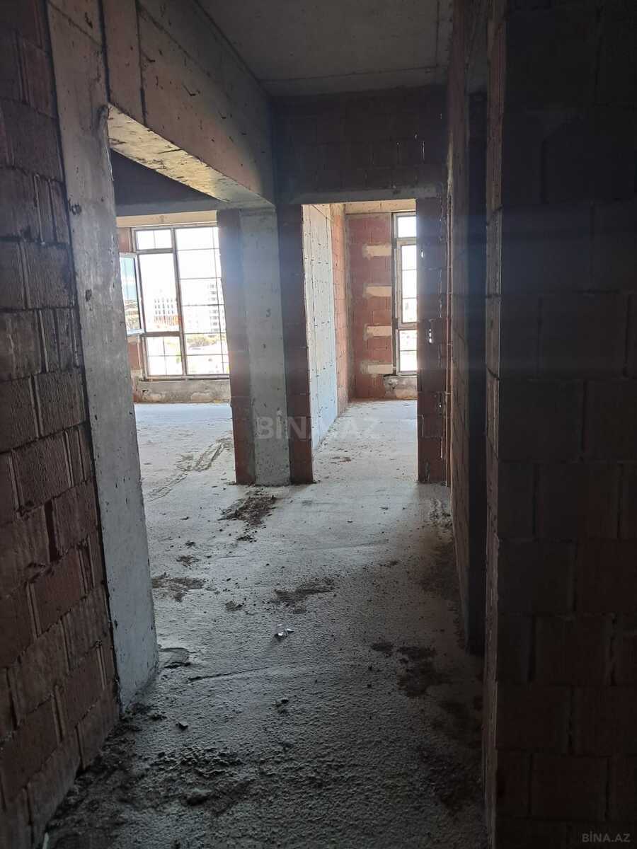 3 otaqlı Yeni tikili, Bakıxanov q., Bakı