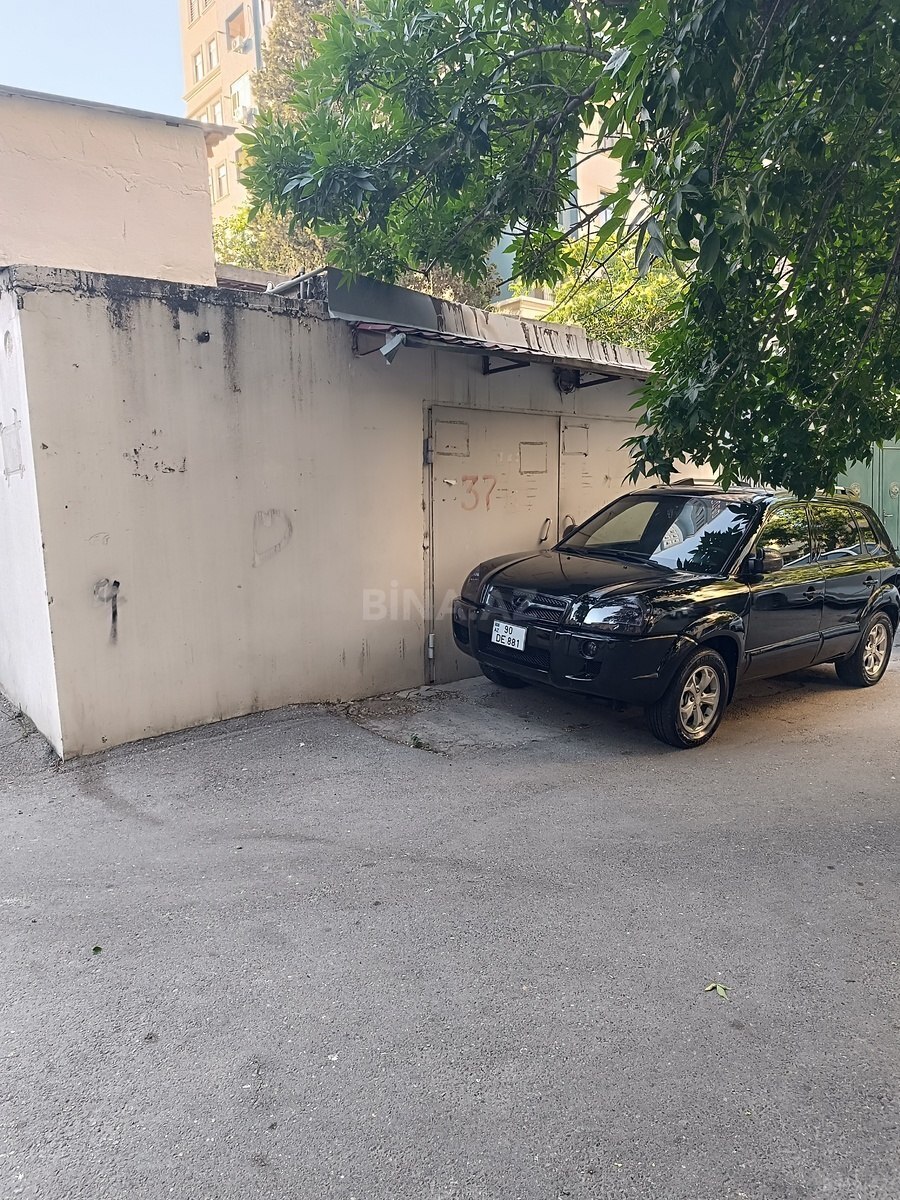 Qaraj Memar Əcəmi m., Bakı