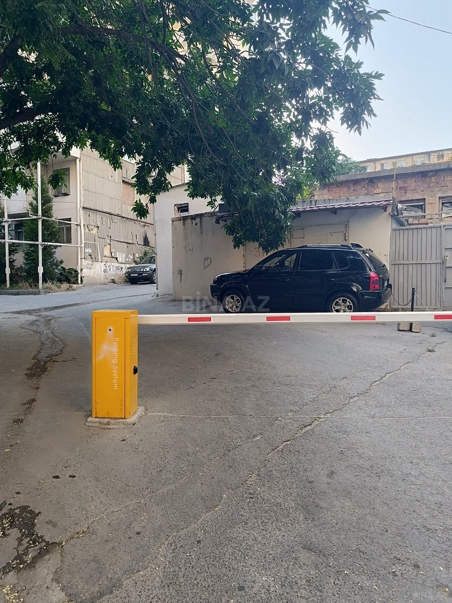 Qaraj Memar Əcəmi m., Bakı