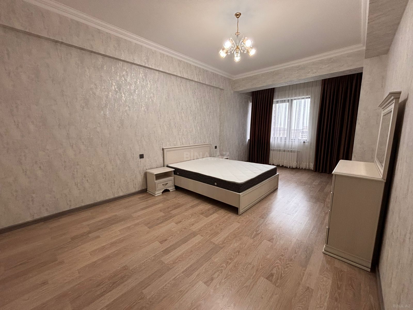 2 otaqlı Yeni tikili, Şah İsmayıl Xətai m., Bakı