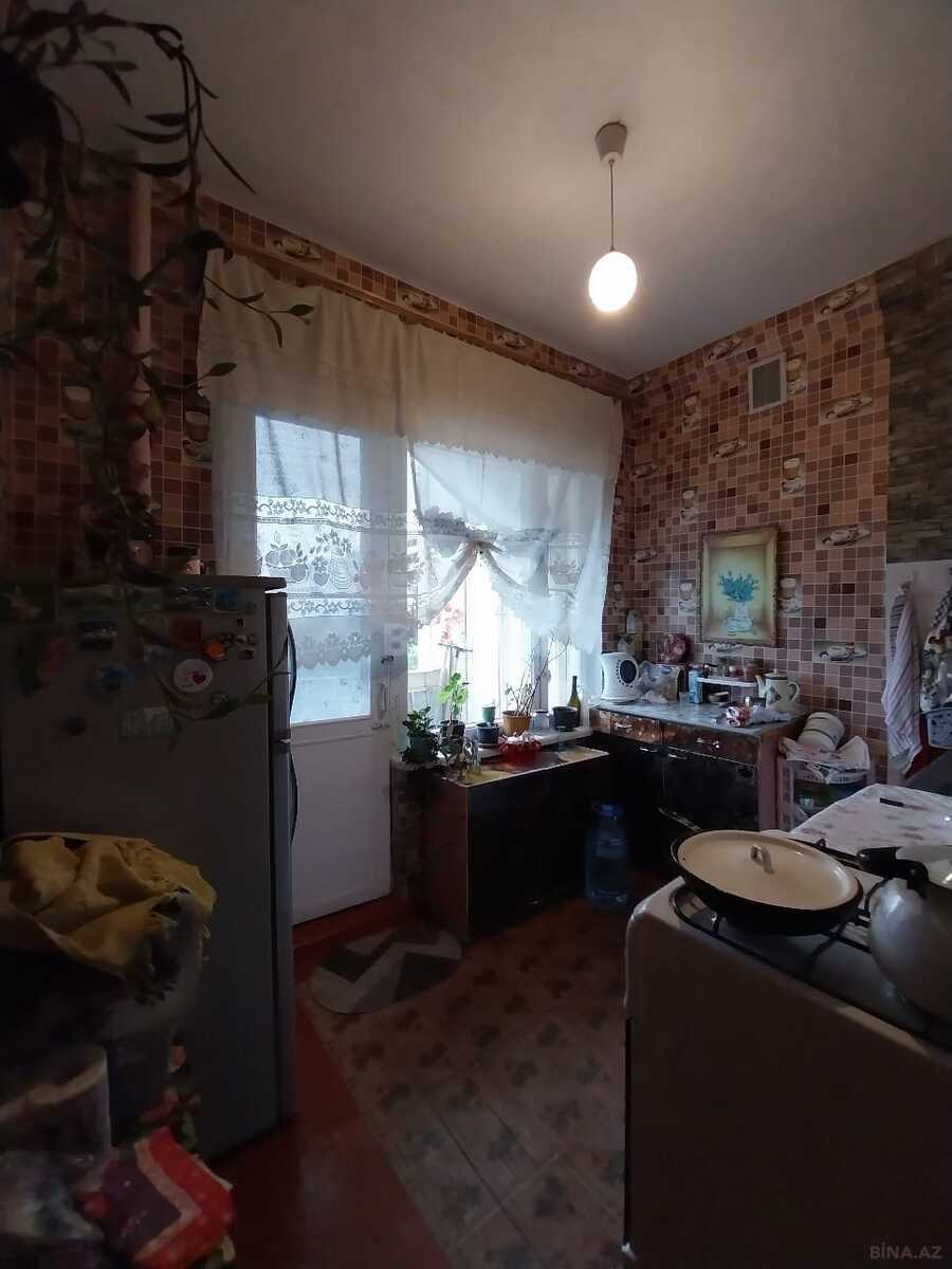 5 otaqlı Köhnə tikili, Həzi Aslanov m., Bakı