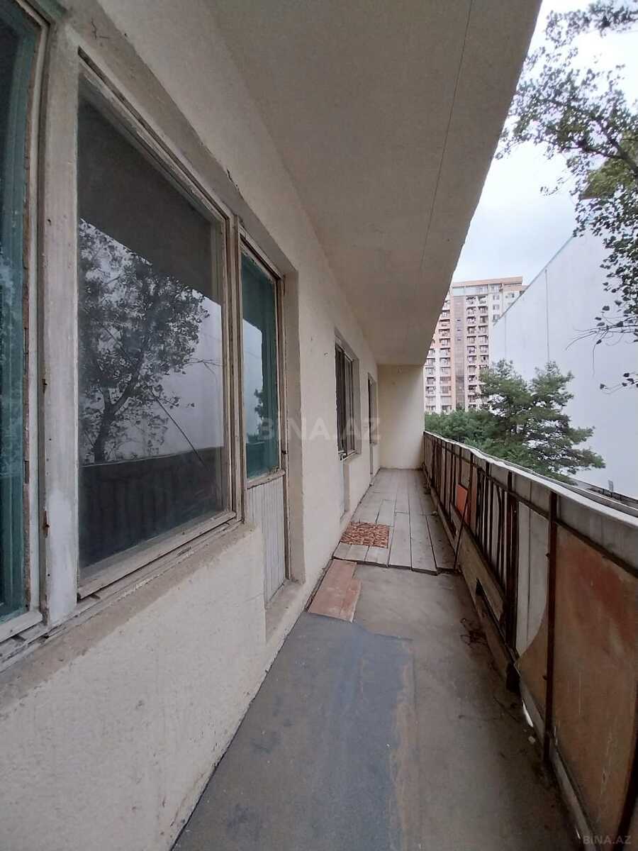 5 otaqlı Köhnə tikili, Həzi Aslanov m., Bakı