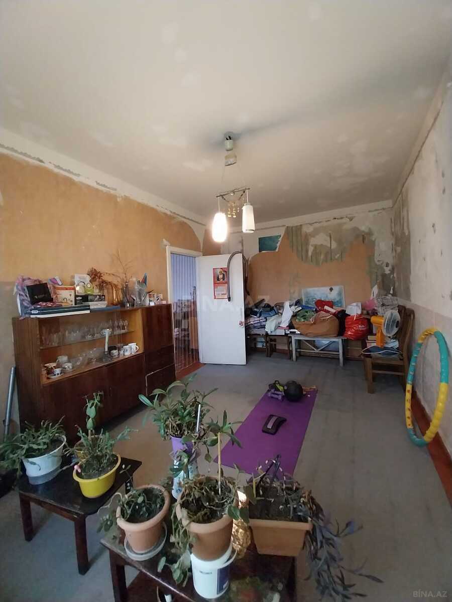 5 otaqlı Köhnə tikili, Həzi Aslanov m., Bakı