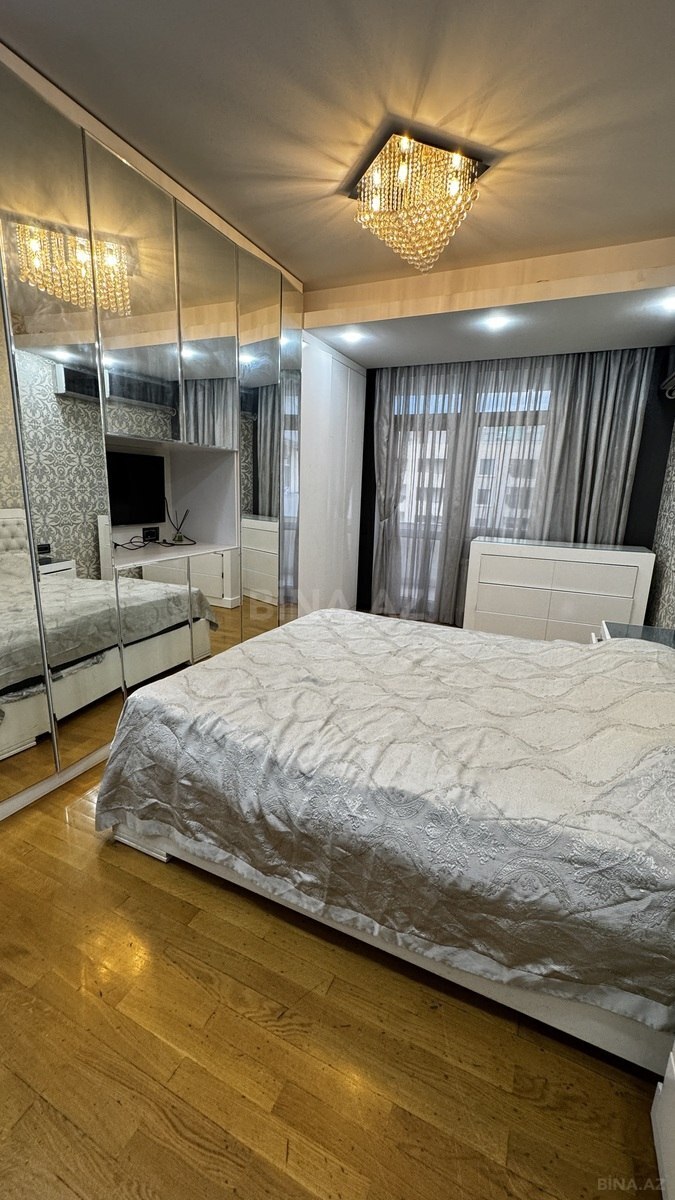 4 otaqlı Yeni tikili, Şah İsmayıl Xətai m., Bakı