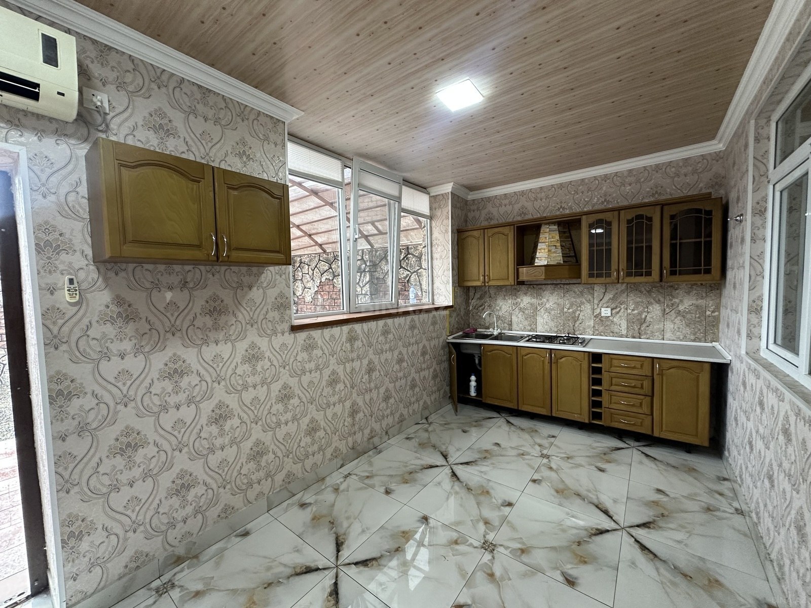 3 otaqlı Həyət evi/Bağ evi, Şüvəlan q., Bakı