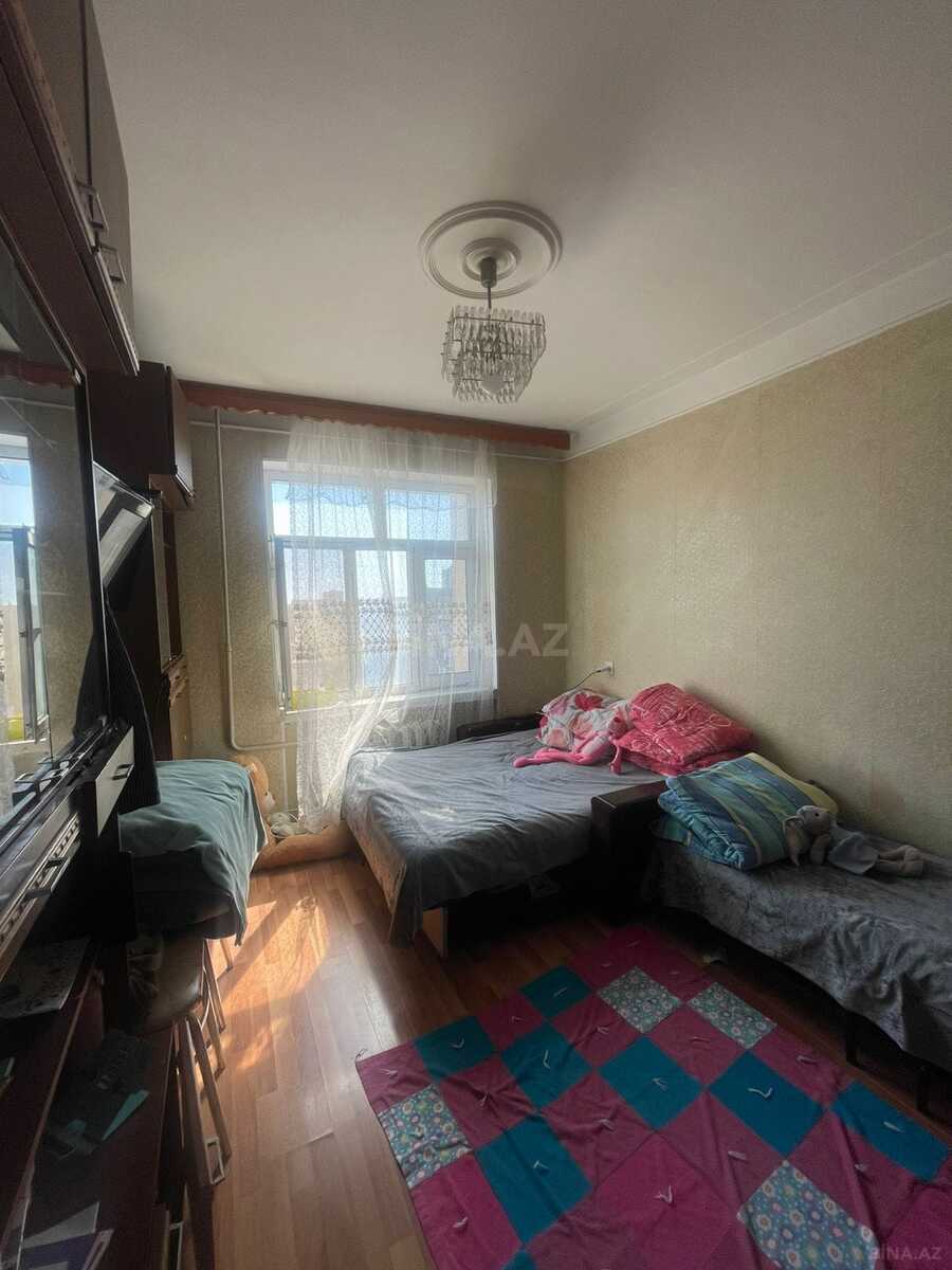 3 otaqlı Köhnə tikili, Əhmədli m., Bakı