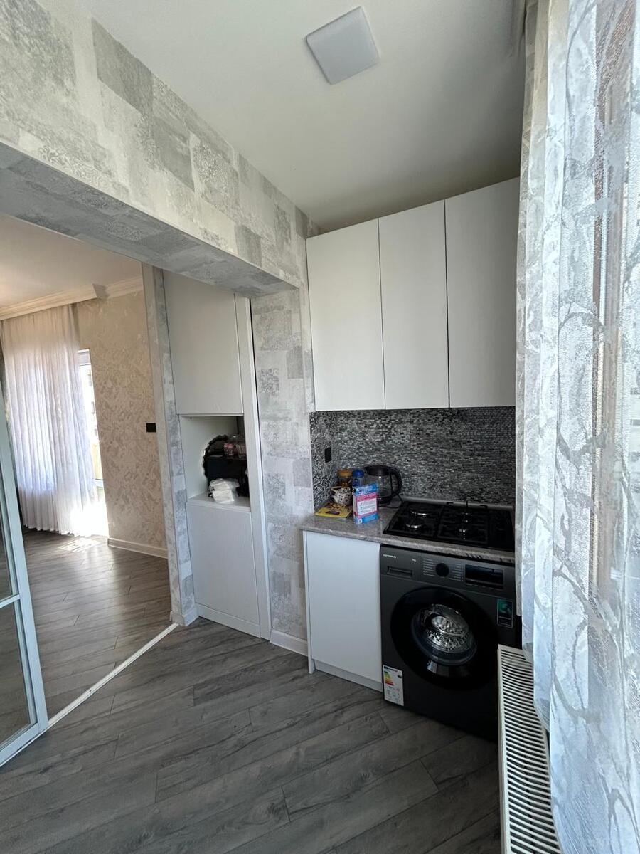 2 otaqlı Köhnə tikili, Həzi Aslanov q., Bakı