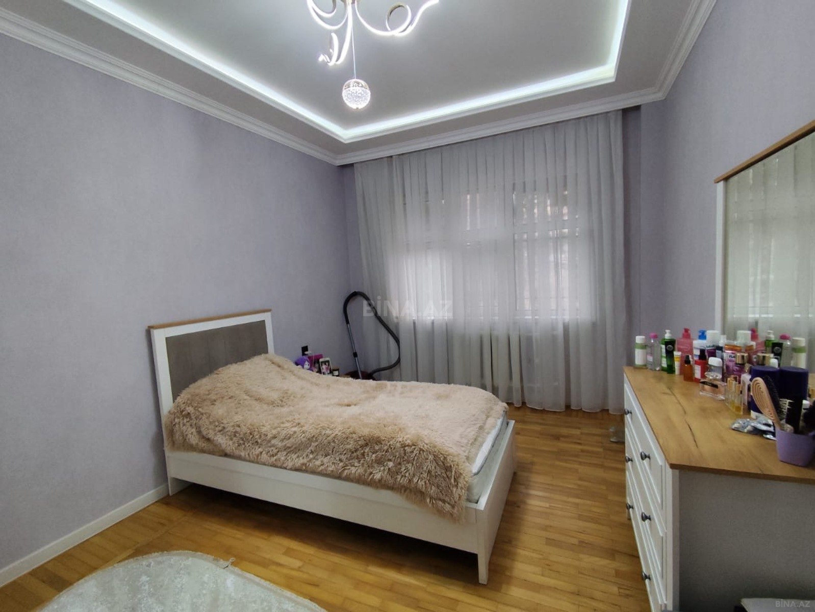 4 otaqlı Köhnə tikili, Əhmədli m., Bakı