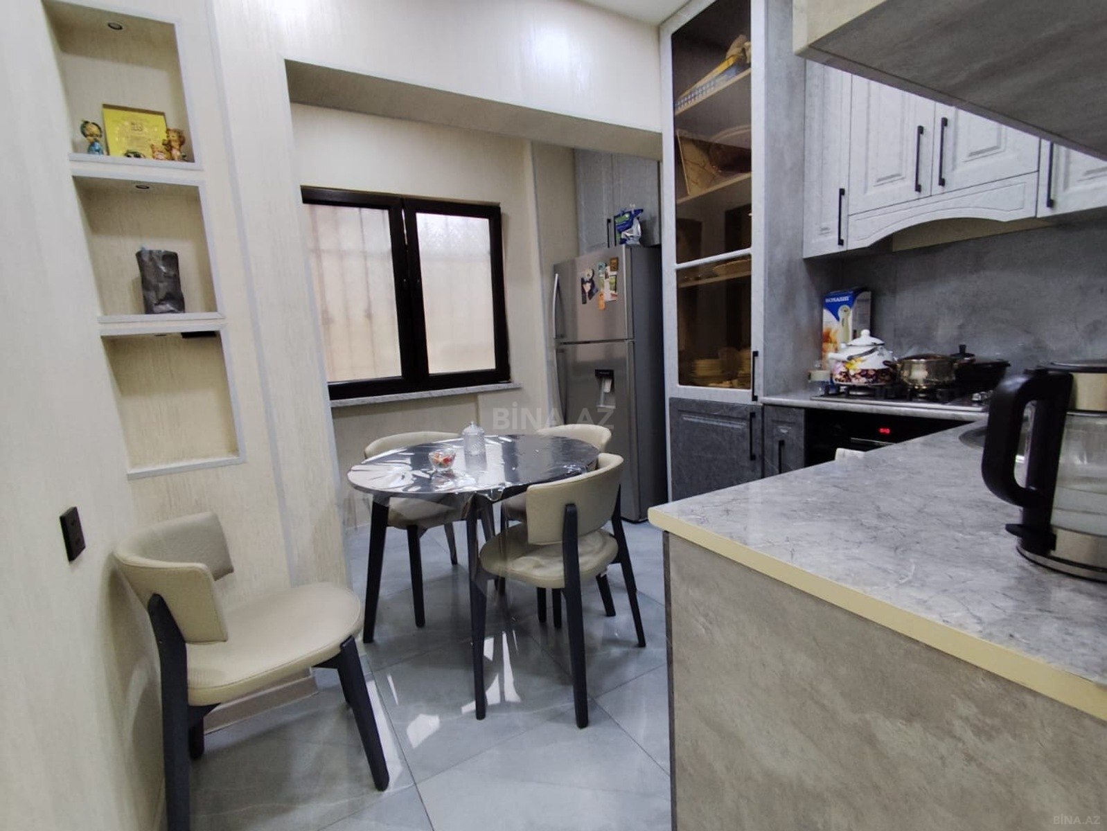 4 otaqlı Köhnə tikili, Əhmədli m., Bakı