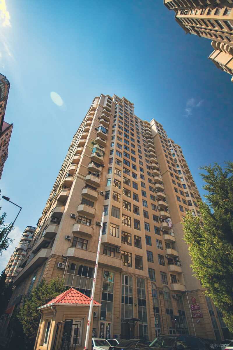 3 otaqlı Yeni tikili, İnşaatçılar m., Bakı