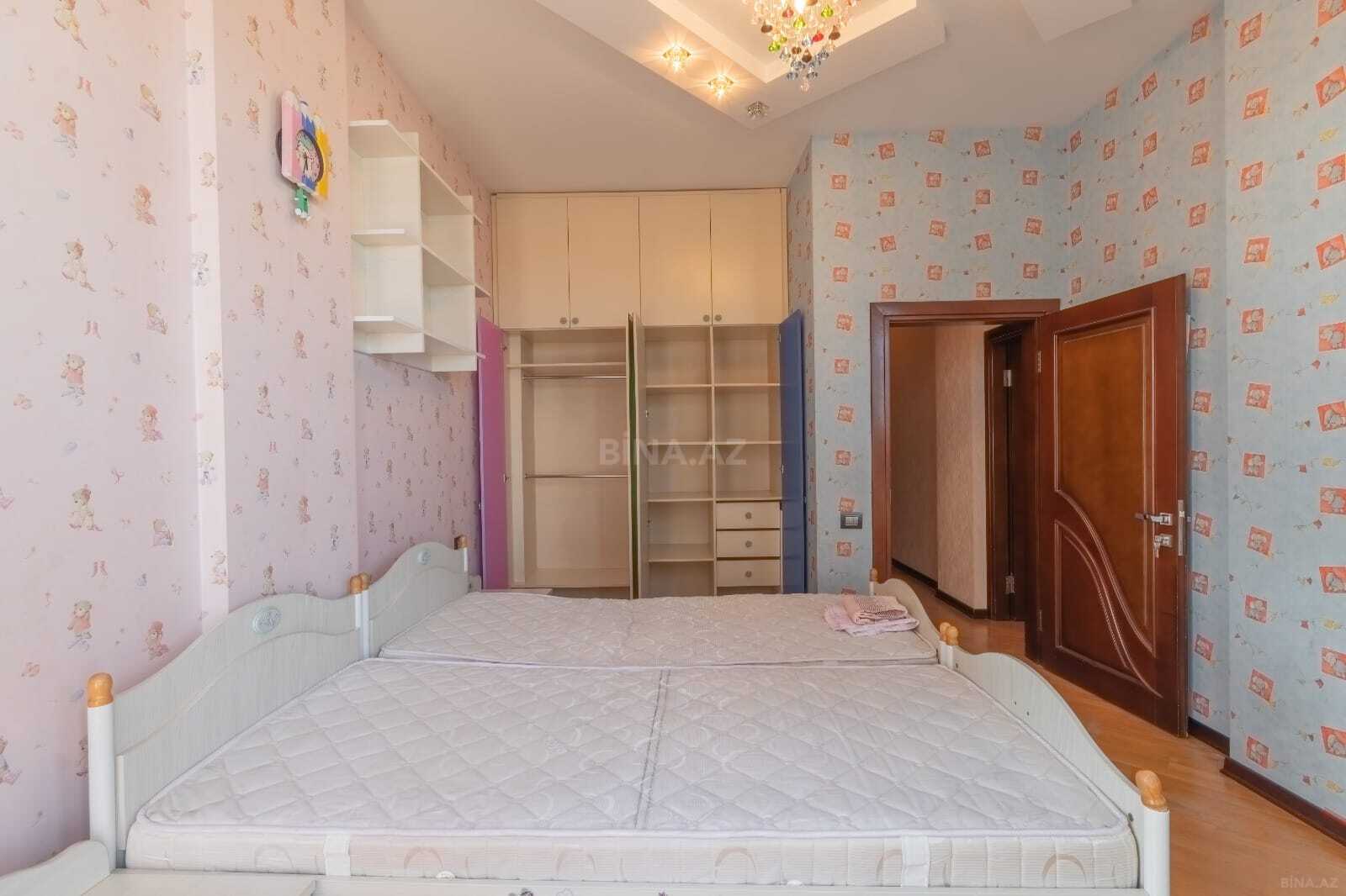 3 otaqlı Yeni tikili, İnşaatçılar m., Bakı