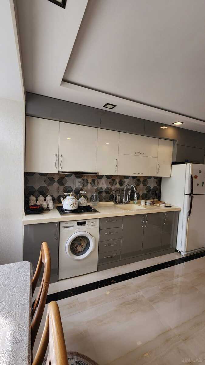 2 otaqlı Köhnə tikili, Xalqlar Dostluğu m., Bakı