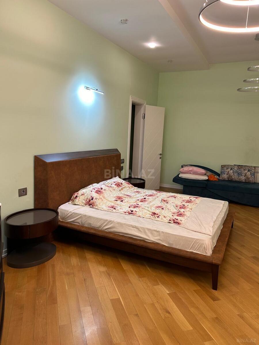 8 otaqlı Həyət evi/Bağ evi, Mərdəkan q., Bakı