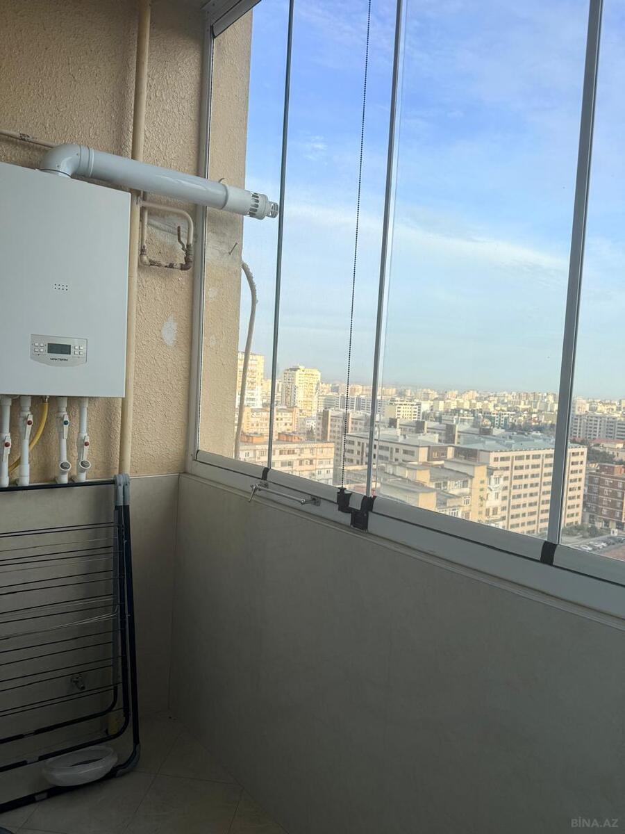 2 otaqlı Yeni tikili, 8-ci mikrorayon q., Bakı
