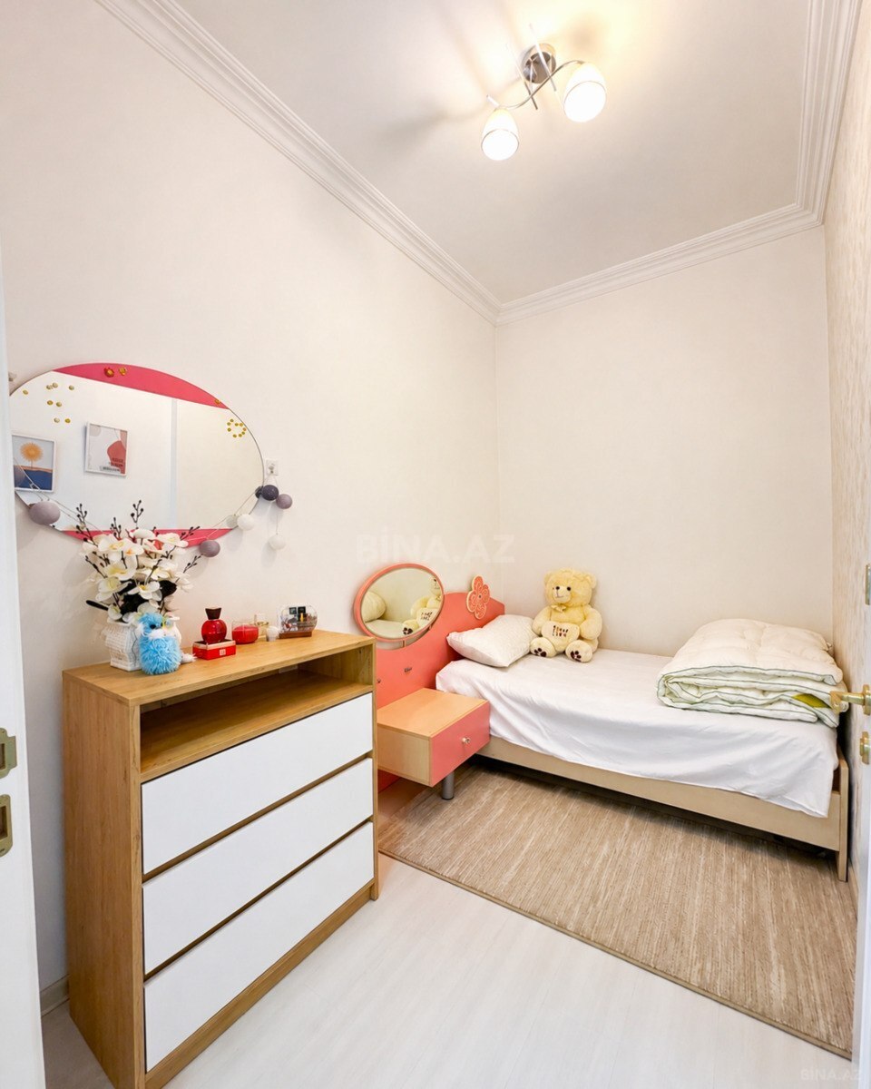 3 otaqlı Yeni tikili, Bakıxanov q., Bakı