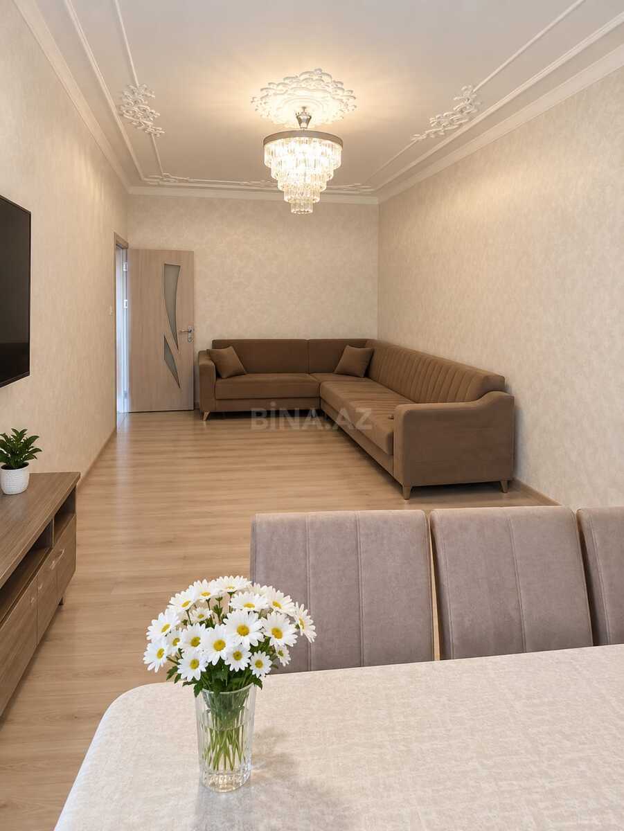3 otaqlı Köhnə tikili, Əhmədli m., Bakı