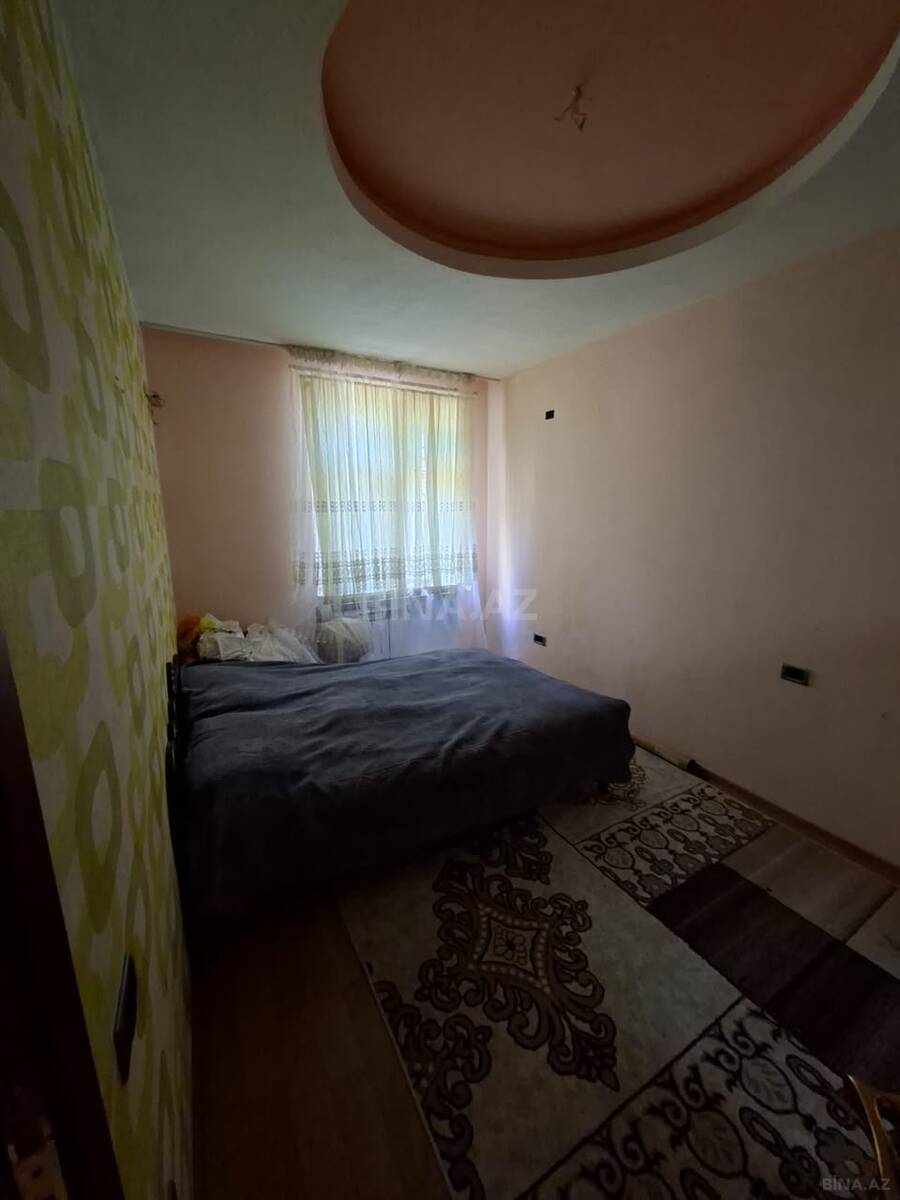 3 otaqlı Köhnə tikili, Elmlər Akademiyası m., Bakı