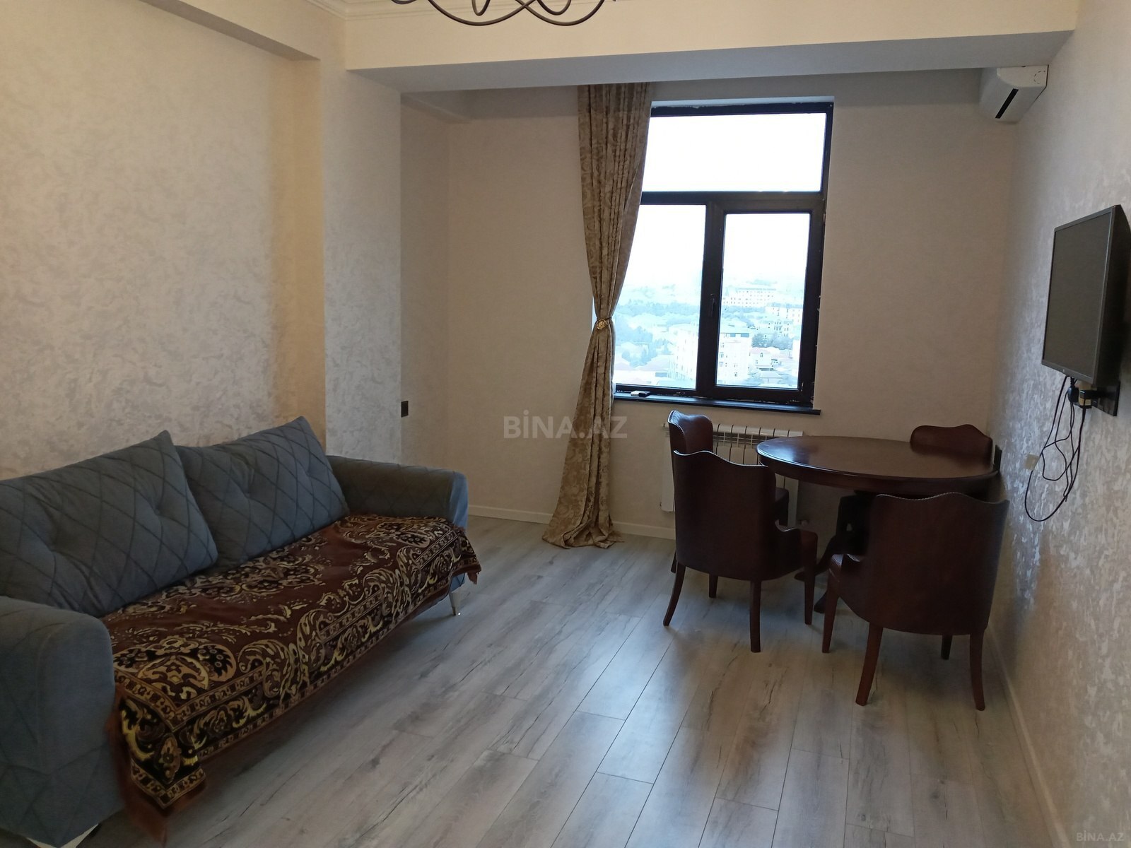 2 otaqlı Yeni tikili, Xırdalan