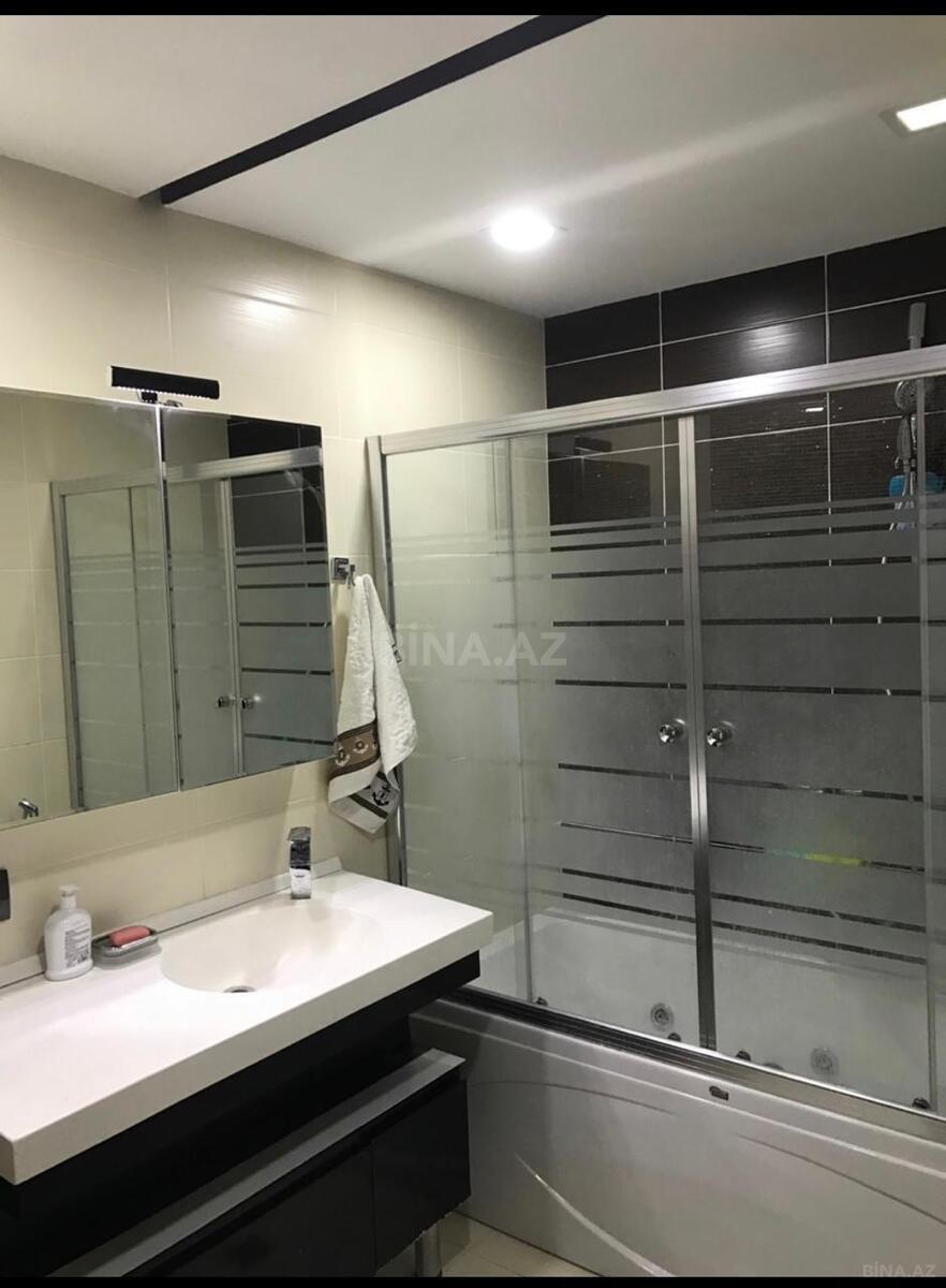 4 otaqlı Yeni tikili, Şah İsmayıl Xətai m., Bakı