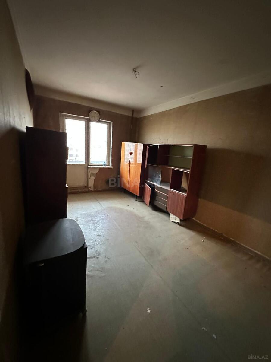 4 otaqlı Köhnə tikili, Qaraçuxur q., Bakı