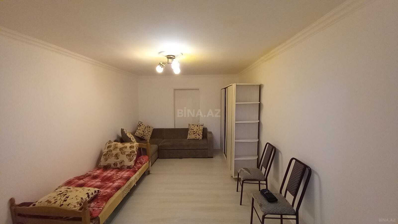 2 otaqlı Köhnə tikili, Elmlər Akademiyası m., Bakı