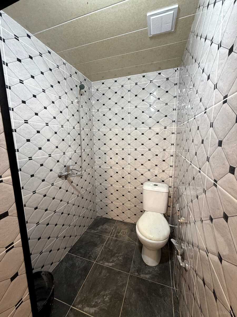 2 otaqlı Köhnə tikili, Elmlər Akademiyası m., Bakı